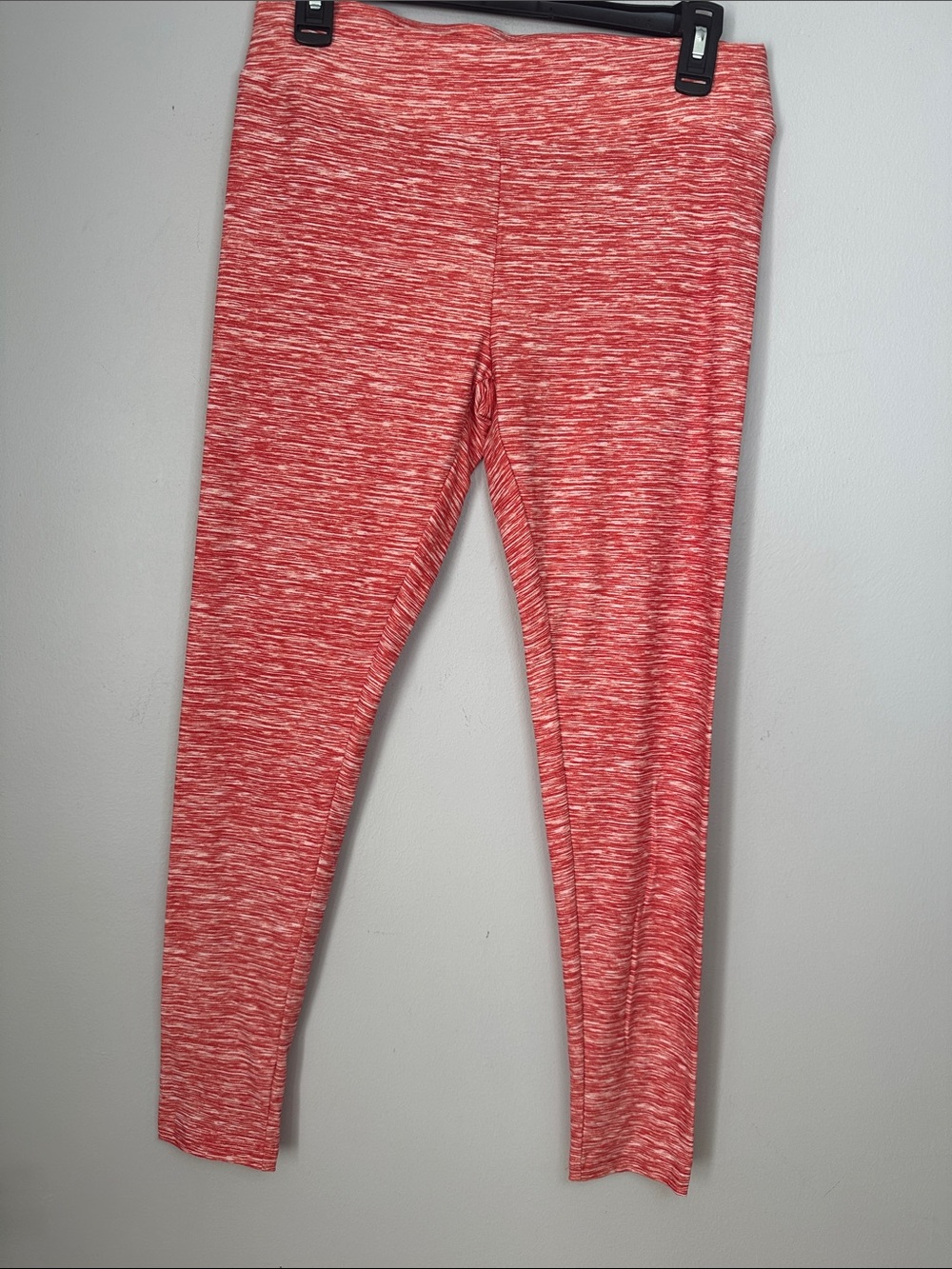 Time and Tru Active Stretch Leggings in Coral Heather side M